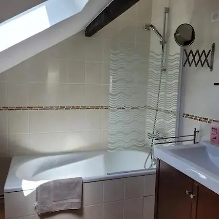 Maison De Charme, Proche Paris, Maison Laffitte, Gare